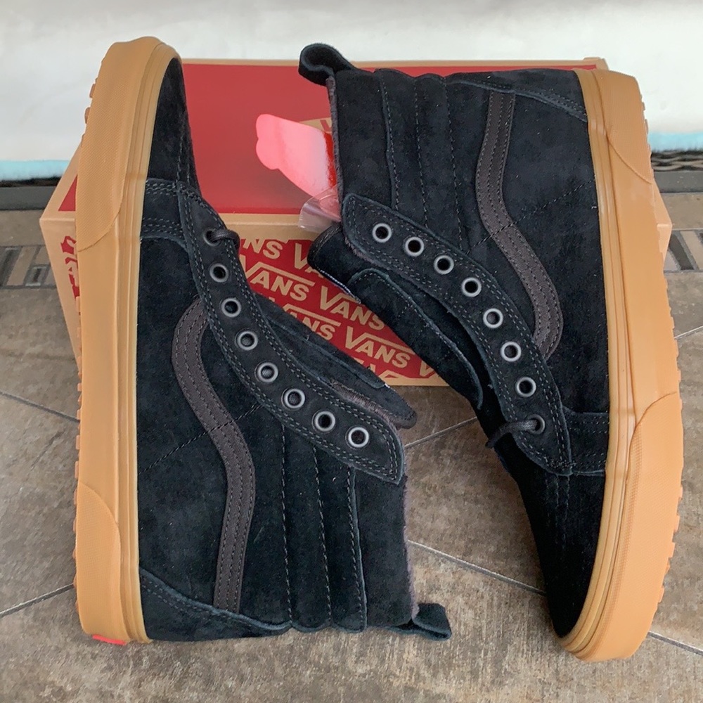 VANS • Men’s Sk8-Hi Mte (Mte) Black/Gum
VN0A33TXGT7 Sneakers Boots - Picture 2 of 16